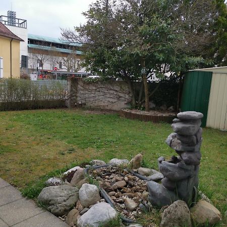 Gute Laune Mit Terrasse Und Garten Zentral Friedrichshafen Exterior photo