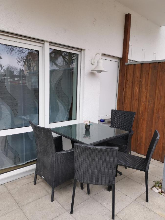 Gute Laune Mit Terrasse Und Garten Zentral Friedrichshafen Exterior photo